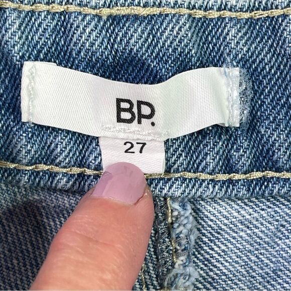 BP Mom Jeans Women's 27 Blue Light Wash High Rise Straight Leg Distressed - Picture 4 of 11